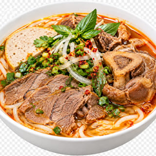 Bún Bò Huế (Spicy Beef Noodle Soup)